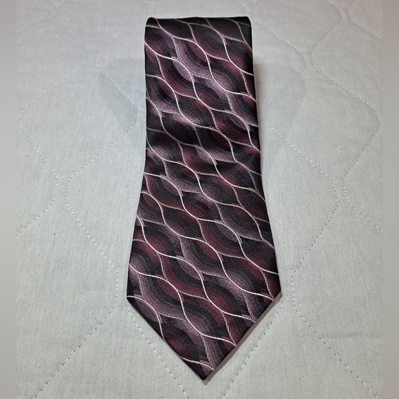 Crazy Horse 💯 Silk Designer Necktie 3.75"x58" Black/Purple Abstract Pattern - Picture 5 of 9